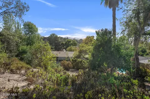Exterior - 1082 La Cresta Dr, Thousand Oaks, CA 91362 photo 14 of 14