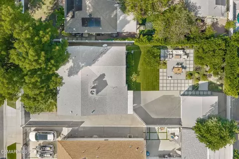 View/Area - 6348 Beeman Ave, Valley Glen, CA 91606 photo 1 of 4