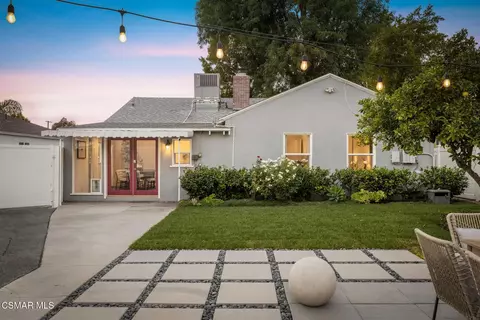 Exterior - 6348 Beeman Ave, Valley Glen, CA 91606 photo 9 of 16