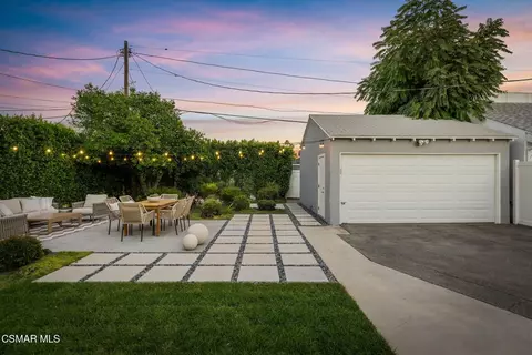 Exterior - 6348 Beeman Ave, Valley Glen, CA 91606 photo 7 of 16