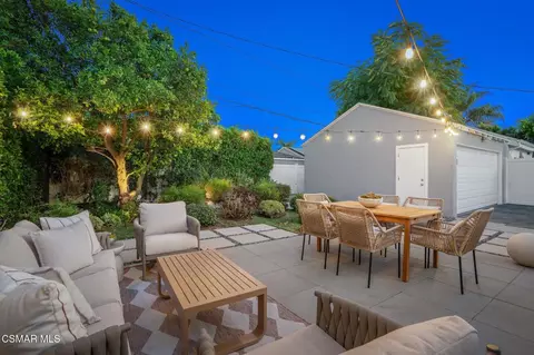 Exterior - 6348 Beeman Ave, Valley Glen, CA 91606 photo 6 of 16