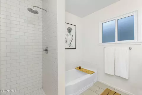 Bath - 6348 Beeman Ave, Valley Glen, CA 91606 photo 4 of 4