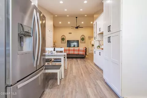 Kitchen - 12976 E Mesa Verde Dr, Moorpark, CA 93021 photo 5 of 6