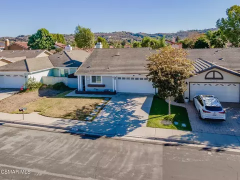 View/Area - 12976 E Mesa Verde Dr, Moorpark, CA 93021 photo 4 of 9