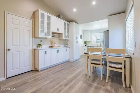 Dining - 12976 E Mesa Verde Dr, Moorpark, CA 93021 photo 2 of 2