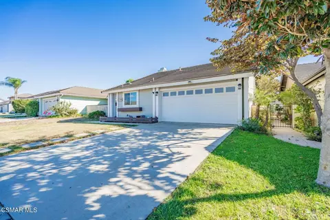 Exterior - 12976 E Mesa Verde Dr, Moorpark, CA 93021 photo 11 of 12