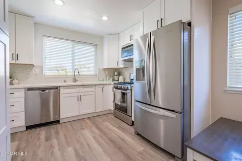 Kitchen - 12976 E Mesa Verde Dr, Moorpark, CA 93021 photo 1 of 6
