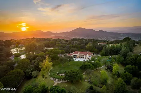 2400 White Stallion Rd, Thousand Oaks, CA 91361