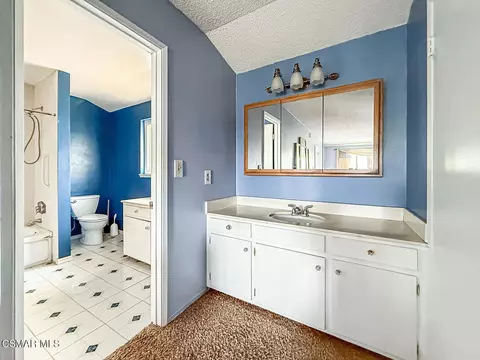 Bath - 1191 Roldan Ave, Simi Valley, CA 93065 photo 5 of 5