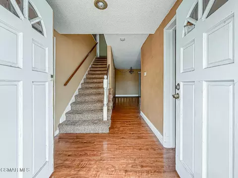 Entry Way - 1191 Roldan Ave, Simi Valley, CA 93065 photo 1 of 1