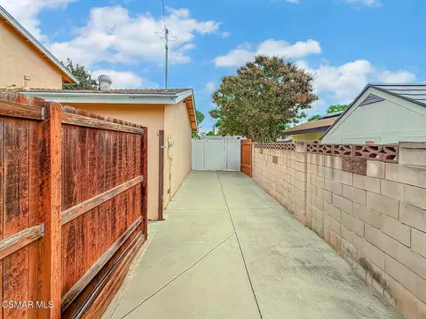 Exterior - 1191 Roldan Ave, Simi Valley, CA 93065 photo 8 of 8