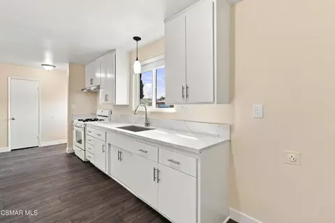 Kitchen - 1317 Agnew St, Simi Valley, CA 93065 photo 3 of 3