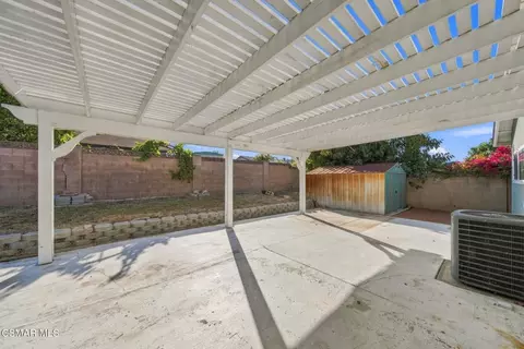 Exterior - 2642 Gates Pl, Simi Valley, CA 93065 photo 2 of 7
