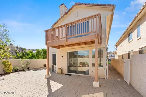 Exterior - 884 Aloe Ln, Simi Valley, CA 93065 photo 3 of 4