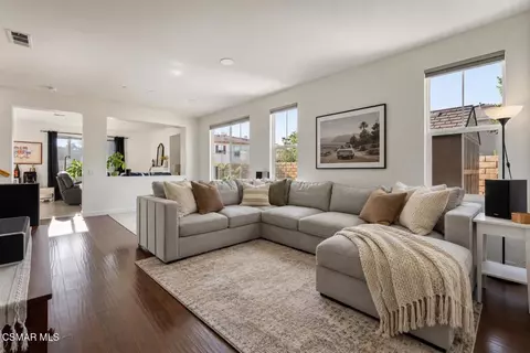 Other - 957 Entrada Dr, Oxnard, CA 93030 photo 1 of 4