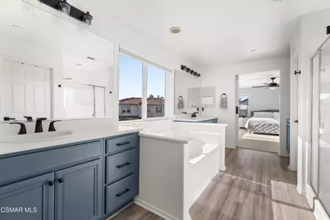 Entry Way - 957 Entrada Dr, Oxnard, CA 93030 photo 2 of 3