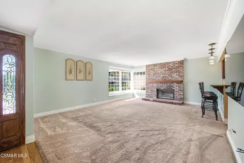 Living - 3538 Monticello Ave, Simi Valley, CA 93063 photo 2 of 8