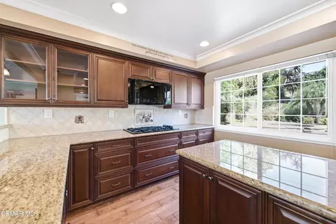 Kitchen - 3538 Monticello Ave, Simi Valley, CA 93063 photo 4 of 14