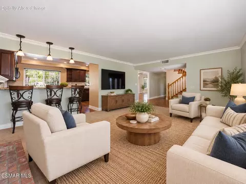 Living - 3538 Monticello Ave, Simi Valley, CA 93063 photo 3 of 8