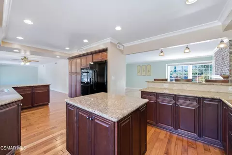 Kitchen - 3538 Monticello Ave, Simi Valley, CA 93063 photo 8 of 14