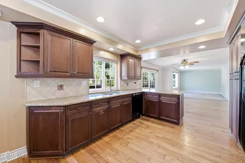 Kitchen - 3538 Monticello Ave, Simi Valley, CA 93063 photo 13 of 14