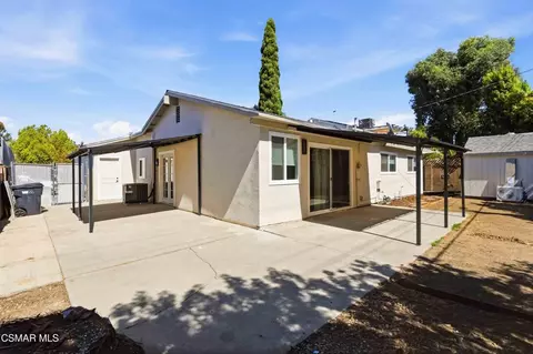 Exterior - 2046 Denny St, Simi Valley, CA 93065 photo 9 of 10