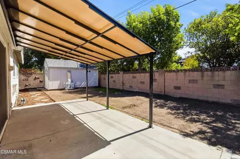 Exterior - 2046 Denny St, Simi Valley, CA 93065 photo 8 of 10