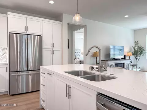 Kitchen - 5010 Trevor Dr, Camarillo, CA 93012 photo 4 of 7