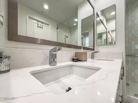 Bath - 5010 Trevor Dr, Camarillo, CA 93012 photo 3 of 9