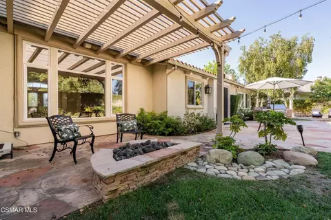 Exterior - 658 Longbranch Rd, Simi Valley, CA 93065 photo 12 of 21