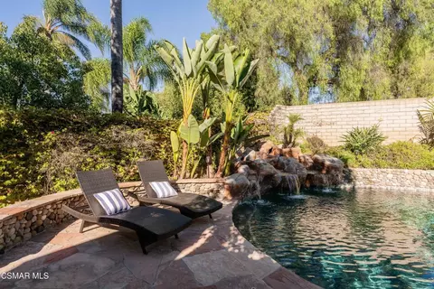 Exterior - 658 Longbranch Rd, Simi Valley, CA 93065 photo 15 of 21