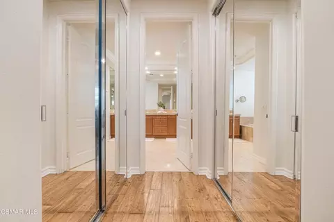 Entry Way - 658 Longbranch Rd, Simi Valley, CA 93065 photo 3 of 3