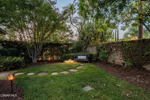 Exterior - 658 Longbranch Rd, Simi Valley, CA 93065 photo 10 of 21