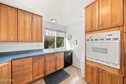 Kitchen - 1179 Brandon Ave, Simi Valley, CA 93065 photo 2 of 4