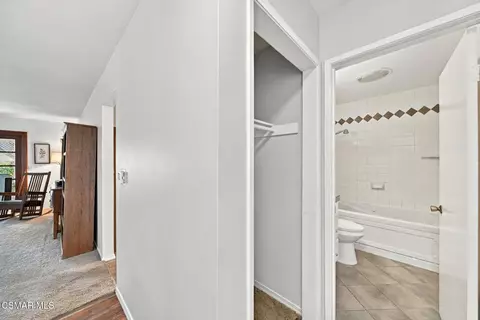 Entry Way - 1179 Brandon Ave, Simi Valley, CA 93065 photo 2 of 2