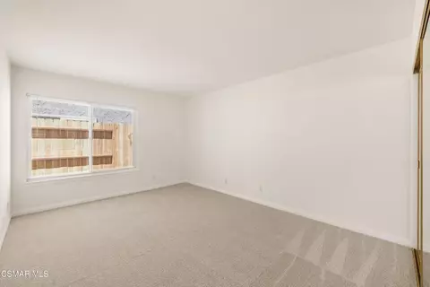 Bedroom - 1702 Burning Tree Dr, Thousand Oaks, CA 91362 photo 2 of 8