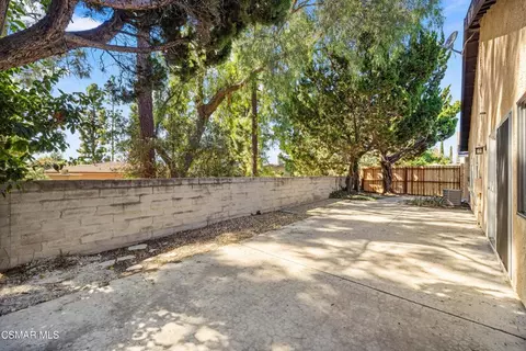 Exterior - 1702 Burning Tree Dr, Thousand Oaks, CA 91362 photo 2 of 6