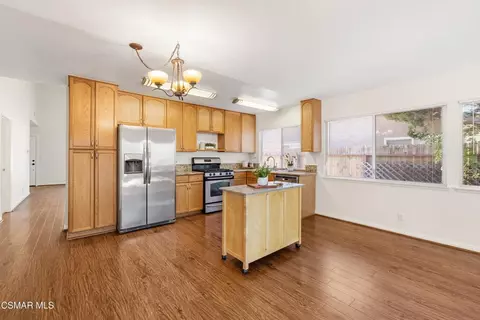 Kitchen - 1702 Burning Tree Dr, Thousand Oaks, CA 91362 photo 1 of 4
