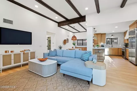 Living - 5261 Reef Way, Oxnard, CA 93035 photo 1 of 4