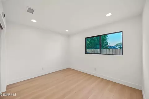 Bedroom - 5261 Reef Way, Oxnard, CA 93035 photo 6 of 8