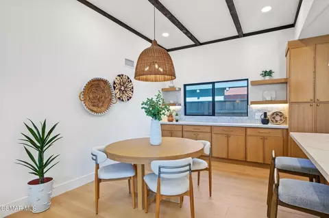 Dining - 5261 Reef Way, Oxnard, CA 93035 photo 4 of 5