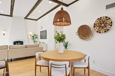 Dining - 5261 Reef Way, Oxnard, CA 93035 photo 3 of 5