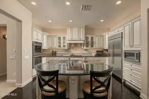 Kitchen - 1537 Estuary Way, Oxnard, CA 93035 photo 1 of 7