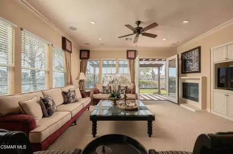 Living - 1537 Estuary Way, Oxnard, CA 93035 photo 2 of 5