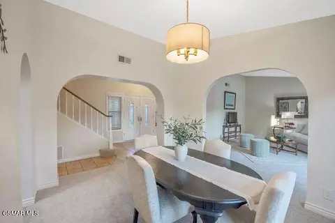 Dining - 1894 Rambling Rd, Simi Valley, CA 93065 photo 2 of 4