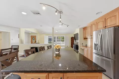 Kitchen - 2106 Fernwood Ct, Simi Valley, CA 93065 photo 5 of 5