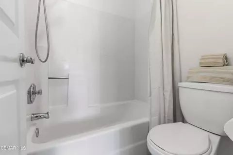 Bath - 4545 Alamo St #H, Simi Valley, CA 93063 photo 2 of 2