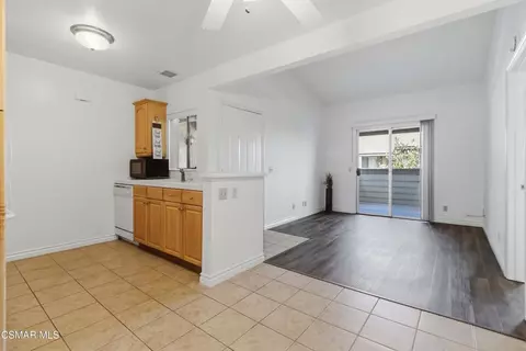 Living - 4545 Alamo St #H, Simi Valley, CA 93063 photo 3 of 3
