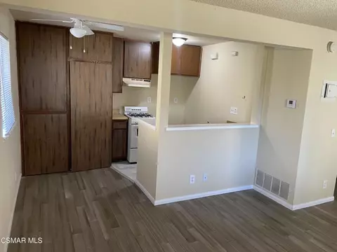 4569 Alamo St #B, Simi Valley, CA 93063 photo 4