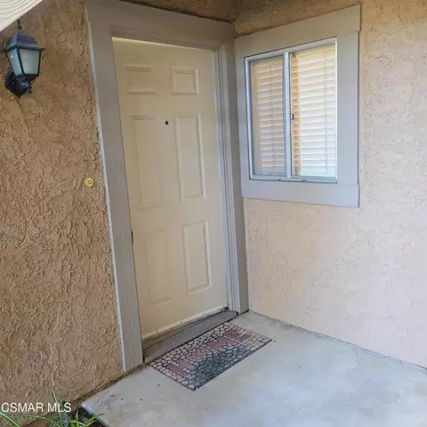 Exterior - 4573 Alamo St #B, Simi Valley, CA 93063 photo 1 of 15